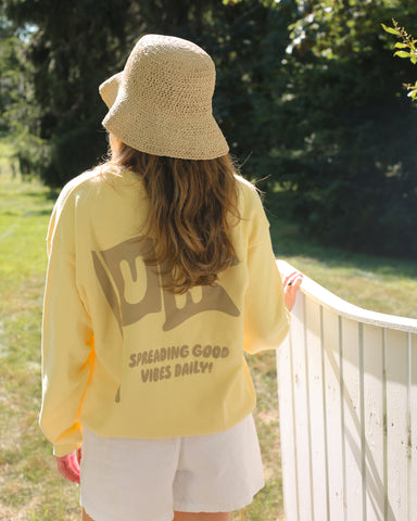 UH Flag Crewneck | Butter