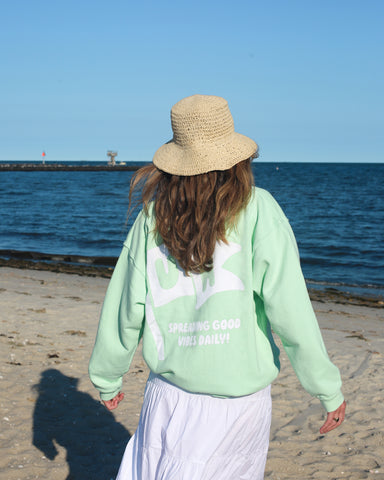 UH Flag Crewneck | Breeze